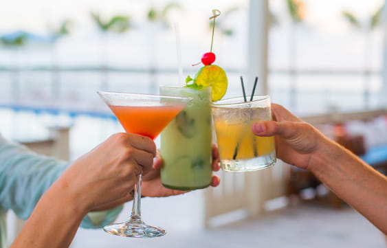 Drinks at Shaken Bar in Belize